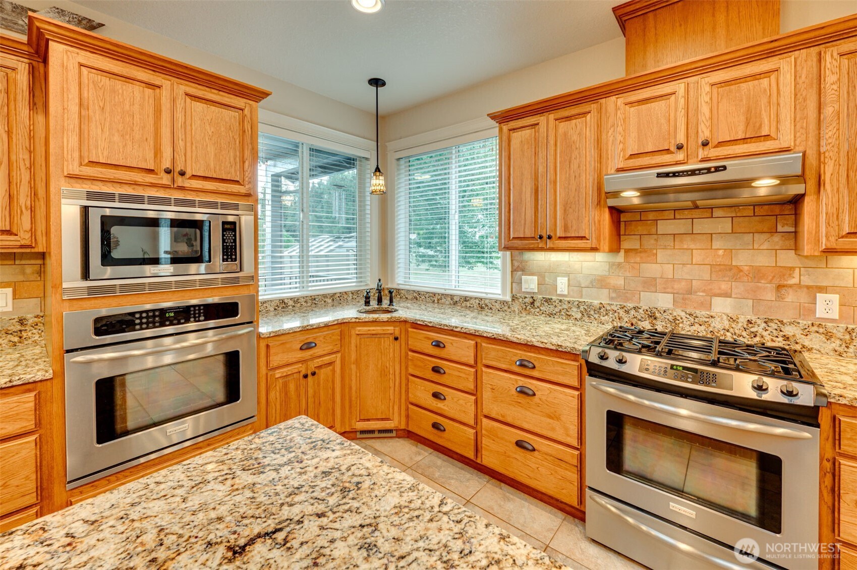 805 Insel Road Woodland, WA 98674 - Photo 7 of 40 Gallery Image 7