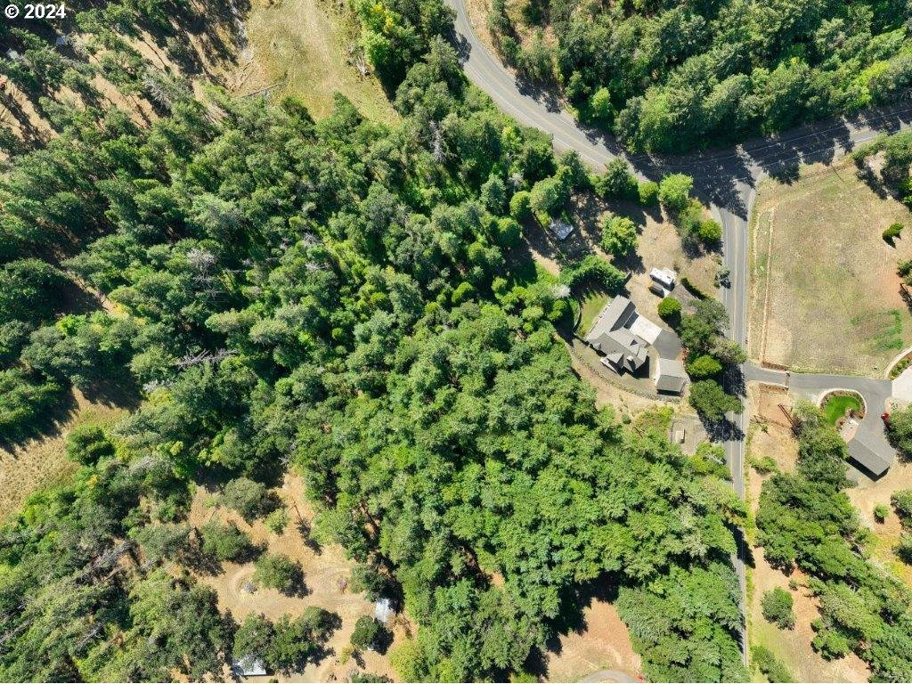 1426 Cleveland Loop Road Roseburg, OR 97471 - Photo 45 of 47 Gallery Image 45