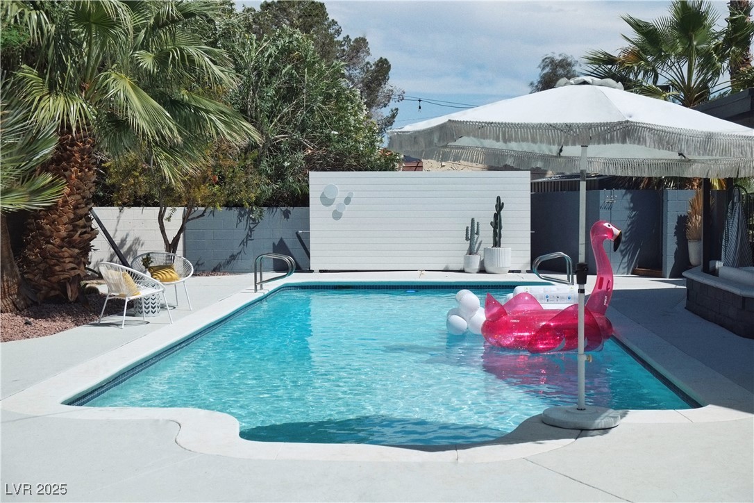 3204 Bryant Avenue Las Vegas, NV 89102 - Photo 2 of 41