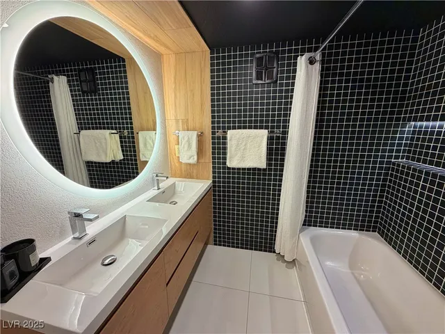 $5,000 | 3204 Bryant Avenue, Las Vegas, NV 89102