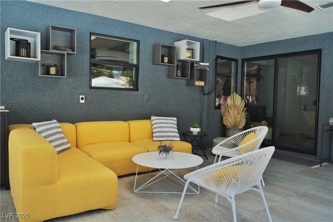 3204 Bryant Avenue Las Vegas, NV 89102 - Photo 3 of 41