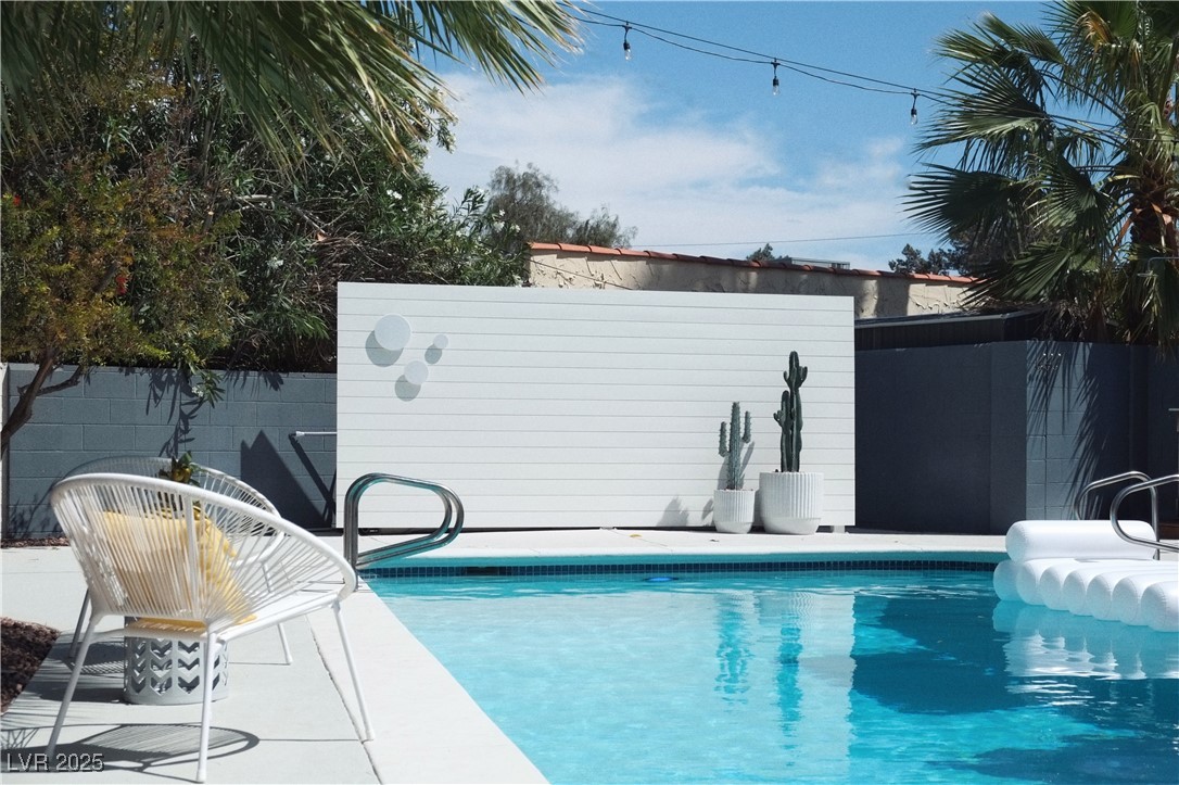 3204 Bryant Avenue Las Vegas, NV 89102 - Photo 10 of 41