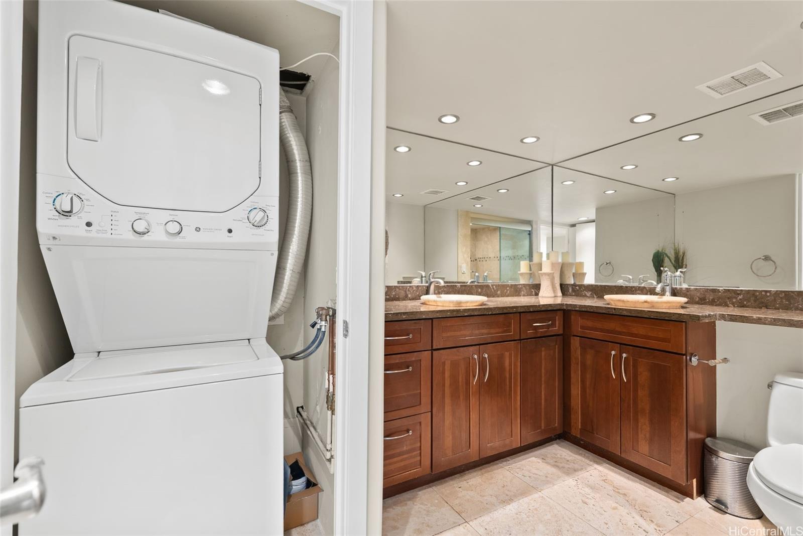240 Makee Road, Unit 12C Honolulu, HI 96815 - Photo 21 of 25 Gallery Image 21