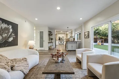 $1,098,000 | 819 Cumberland Drive, Gilroy, CA 95020