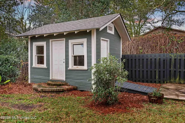 $299,000 | 306 Mable Street, Hattiesburg, MS 39401
