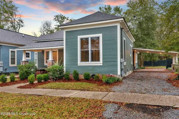 $299,000 | 306 Mable Street, Hattiesburg, MS 39401