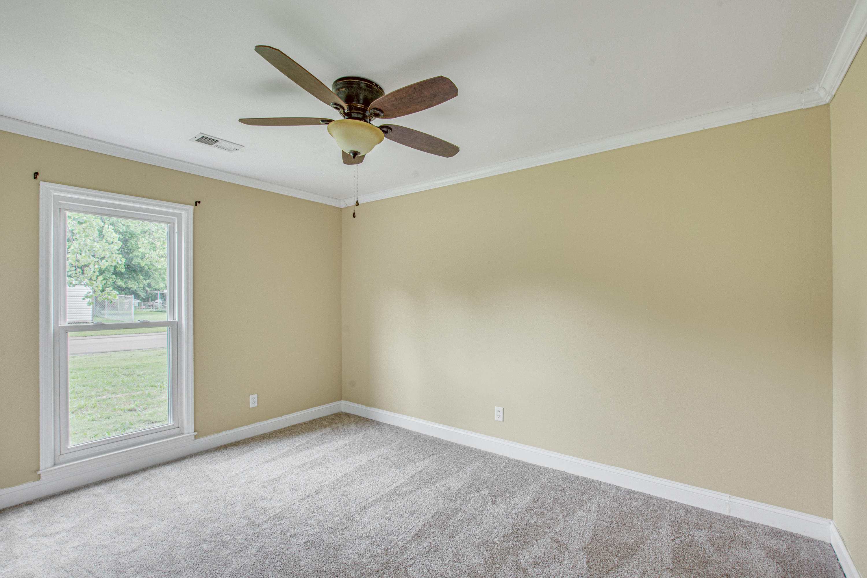 125 James Road Summerville, SC 29486 - Photo 16 of 31 3