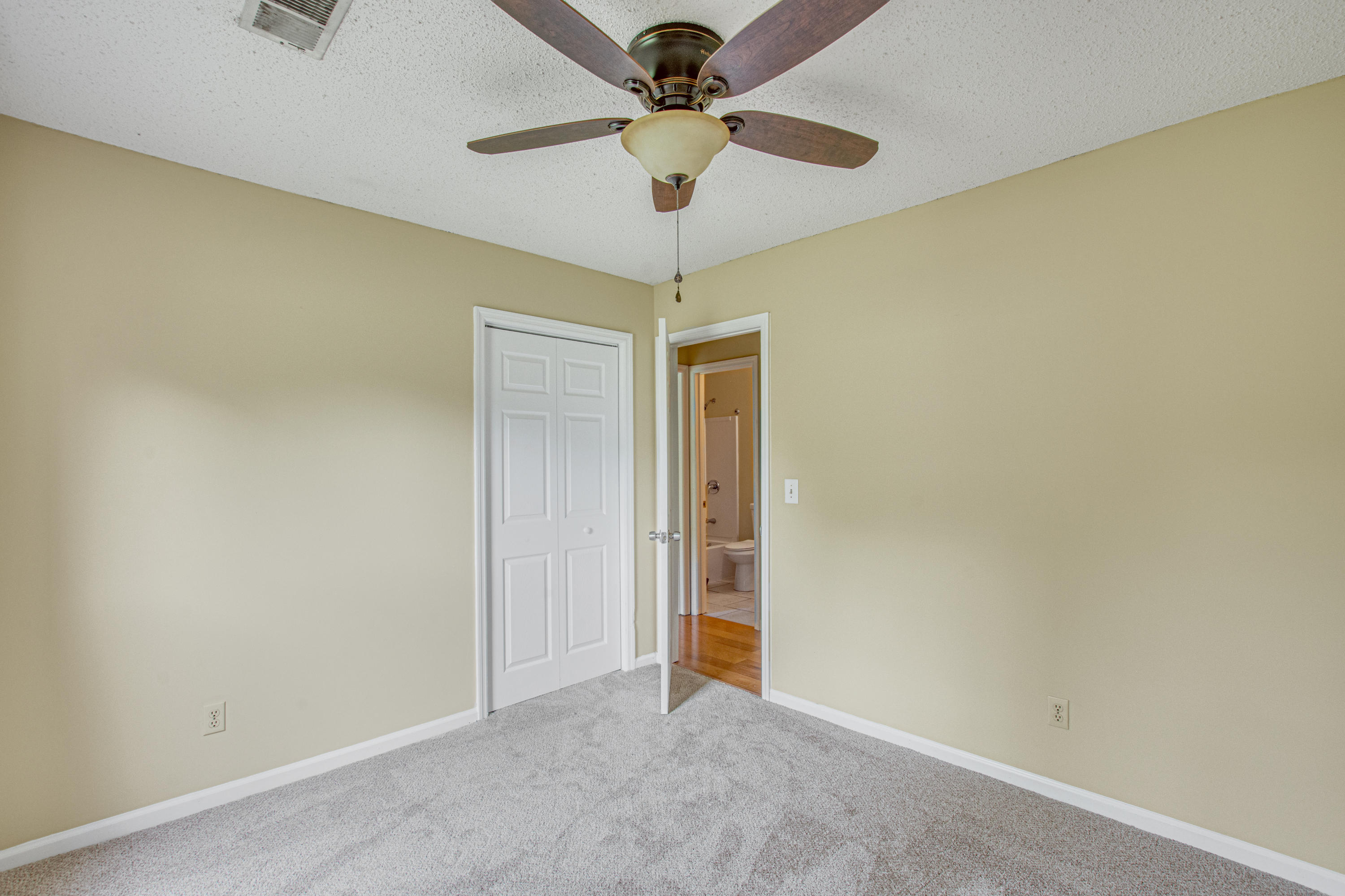 125 James Road Summerville, SC 29486 - Photo 17 of 31 2