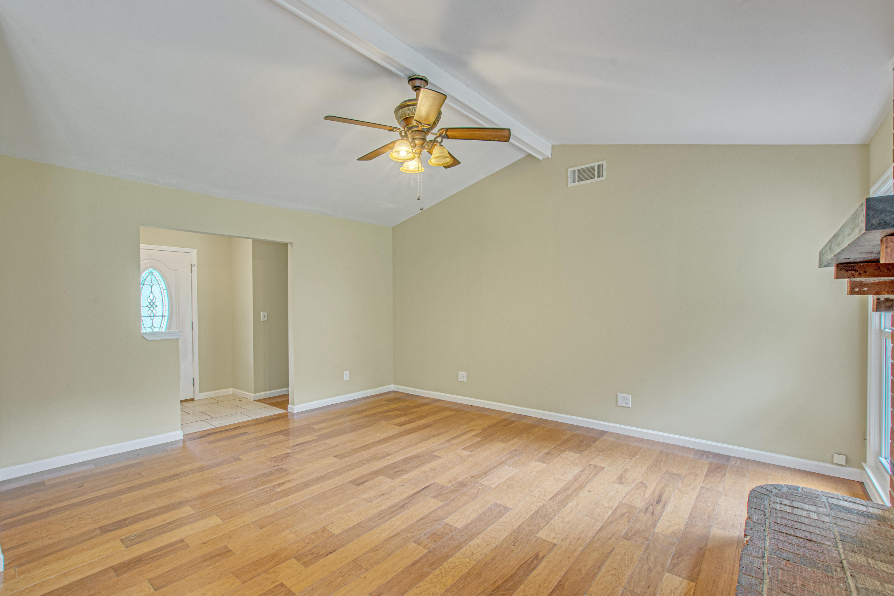 125 James Road Summerville, SC 29486 - Photo 8 of 31 24