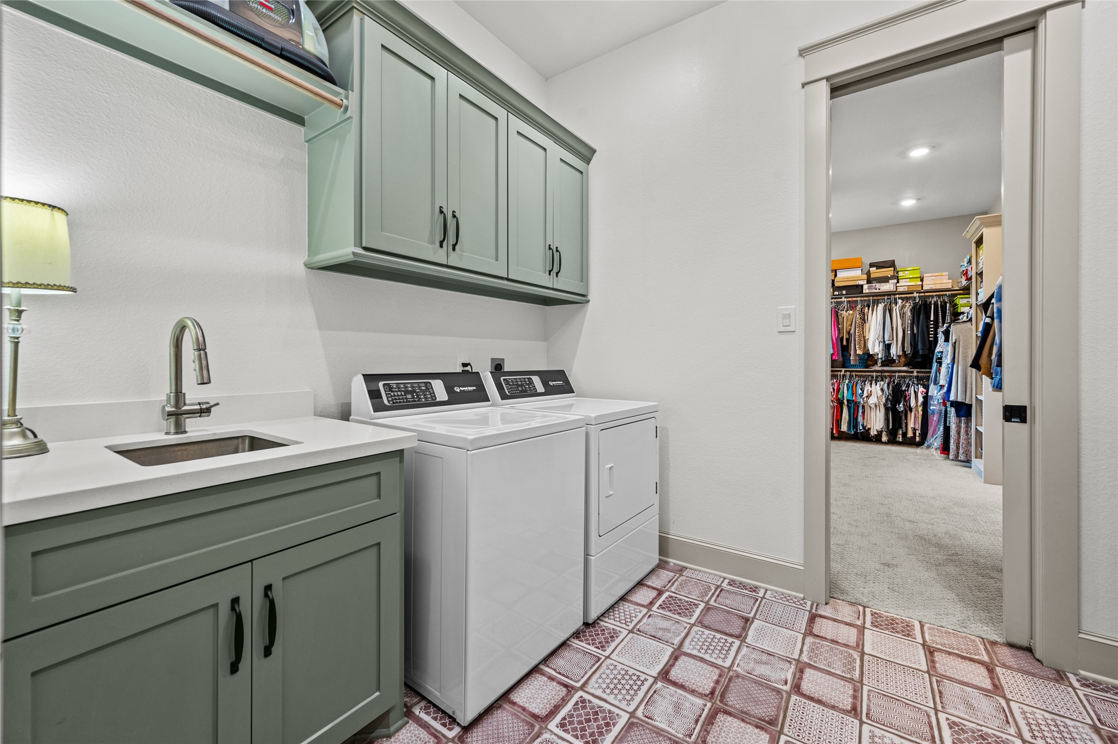 14923 Old Irish Farm Road Baytown, TX 77523 - Photo 23 of 50 Tiled, spacious laundry room with sink
