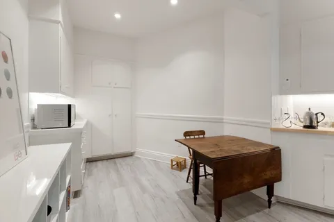 $3,200 | 78 Kilsyth Road, Unit 1, Boston, MA 02135