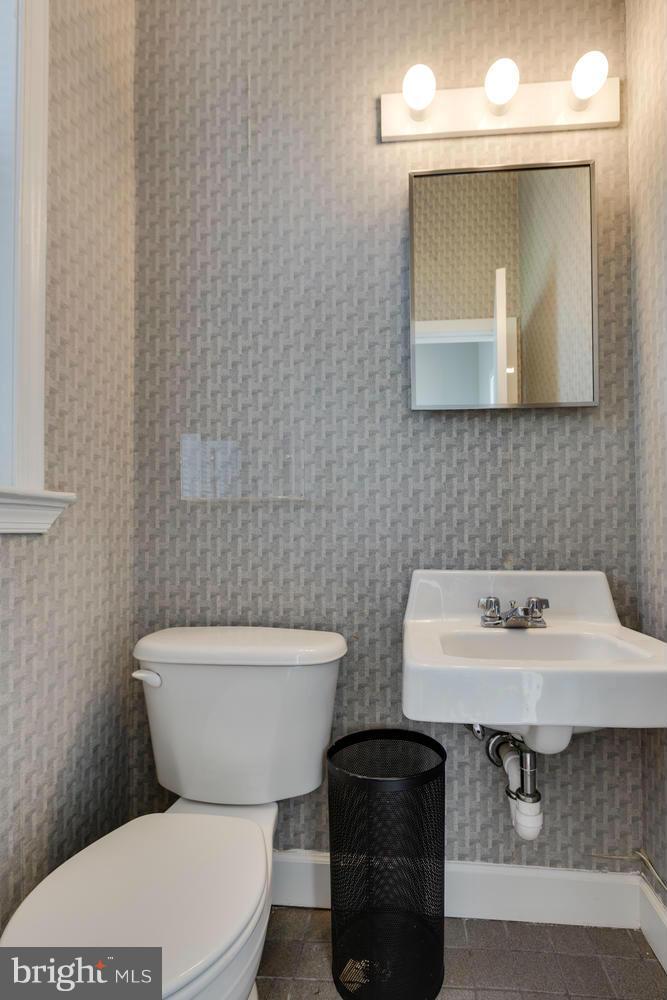 700 7th Street Southeast Washington, DC 20003 - Photo 18 of 22 Interior (General)