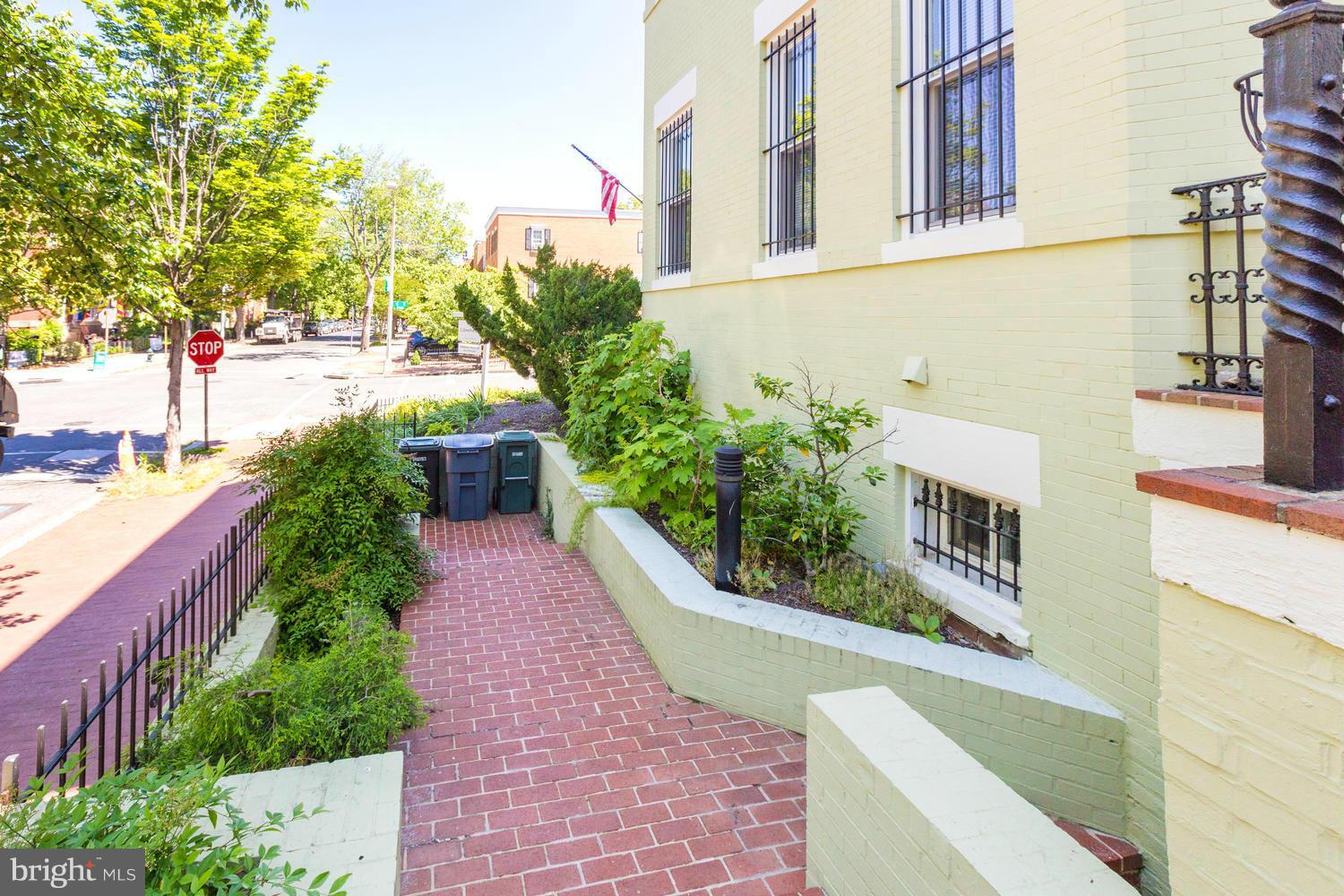 700 7th Street Southeast Washington, DC 20003 - Photo 3 of 22 Exterior (Front)