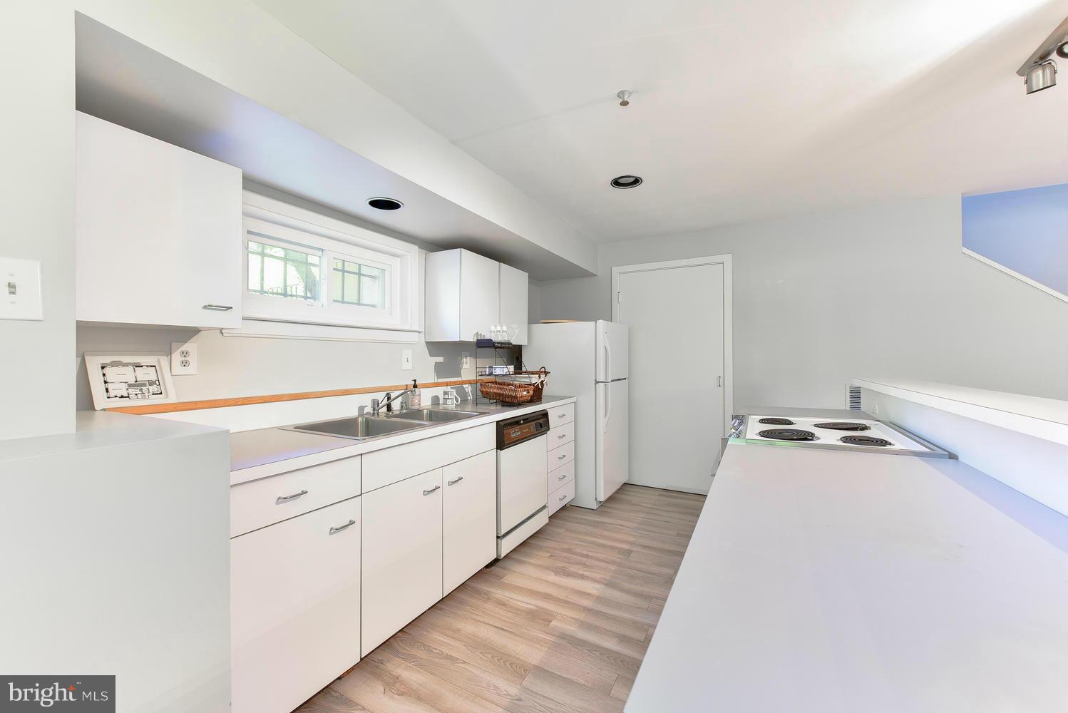 700 7th Street Southeast Washington, DC 20003 - Photo 21 of 22 Interior (General)