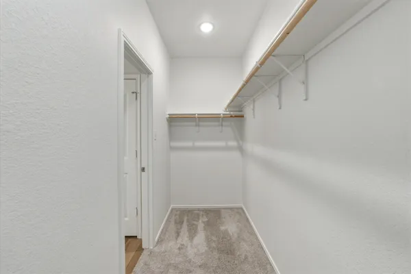 $2,200 | 301 Serpentine Lane, Jarrell, TX 76537