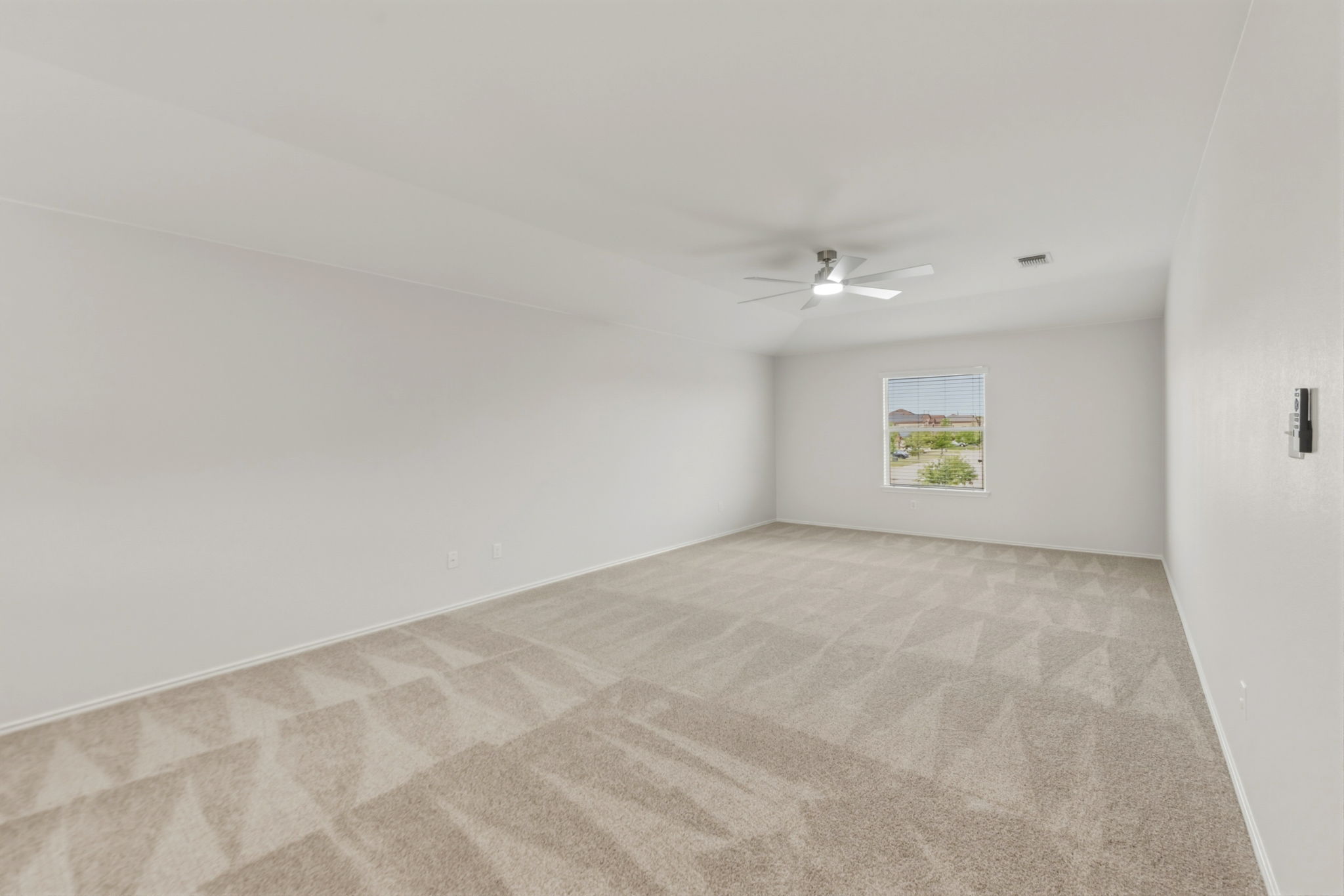 301 Serpentine Lane Jarrell, TX 76537 - Photo 25 of 39 a view of an empty room