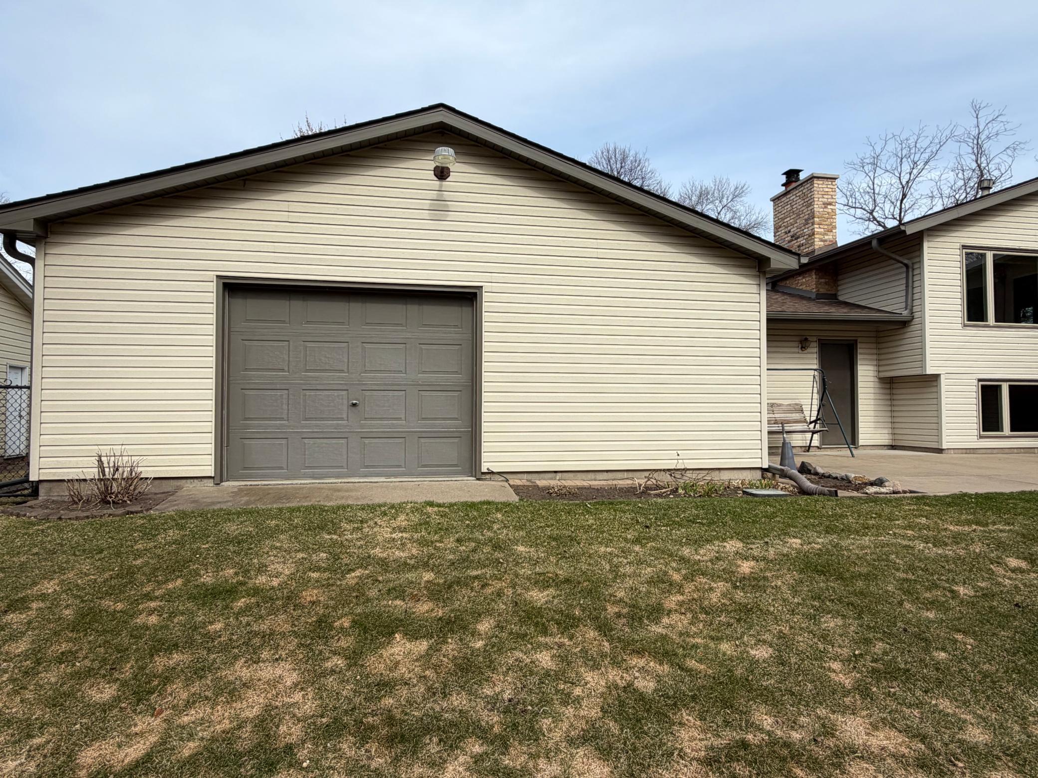 7405 Concerto Curve Northeast Fridley, MN 55432 - Photo 4 of 31