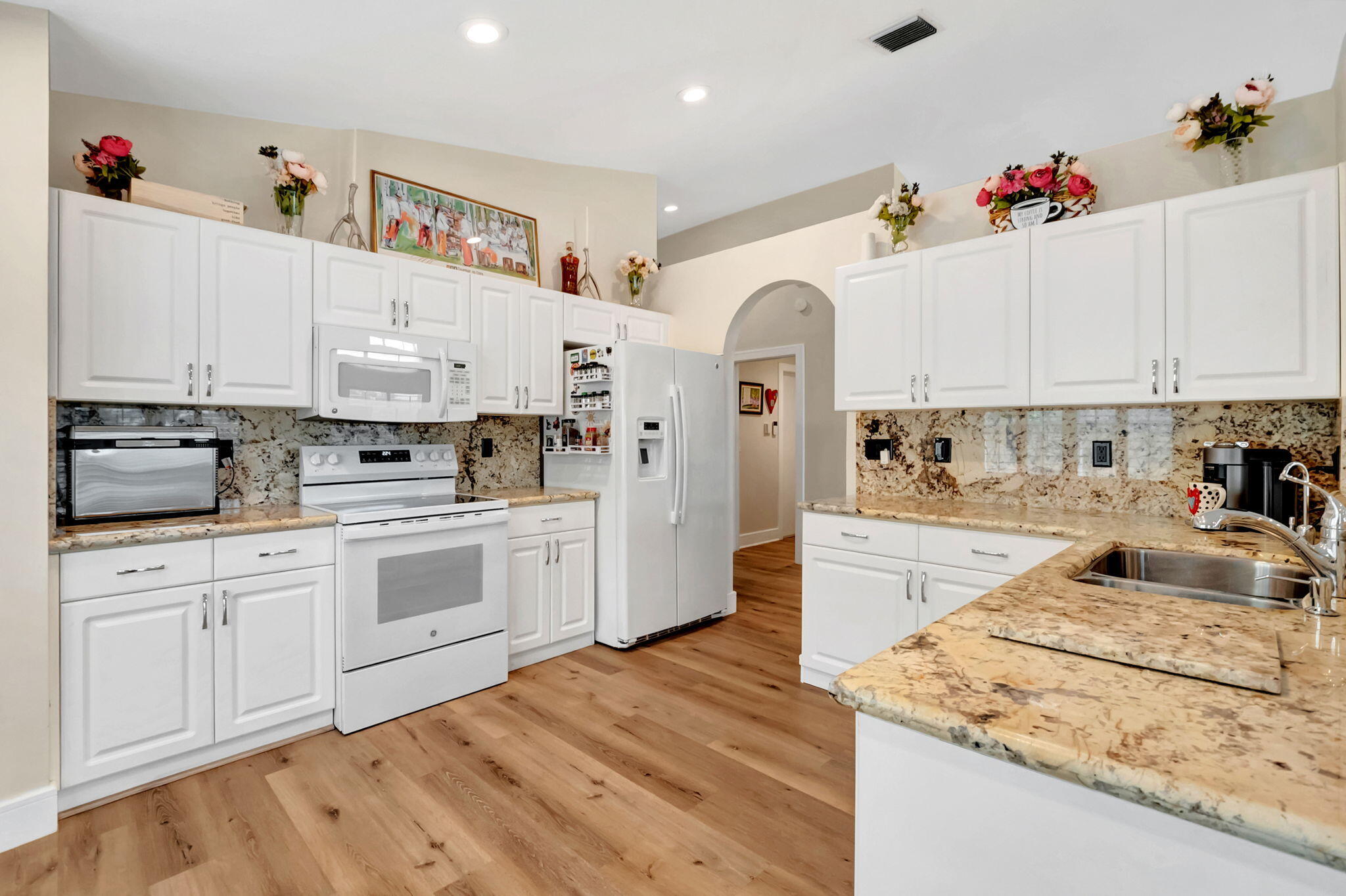 8866 Harrods Drive Boca Raton, FL 33433 - Photo 3 of 34 24-web-or-mls-DSC_9864