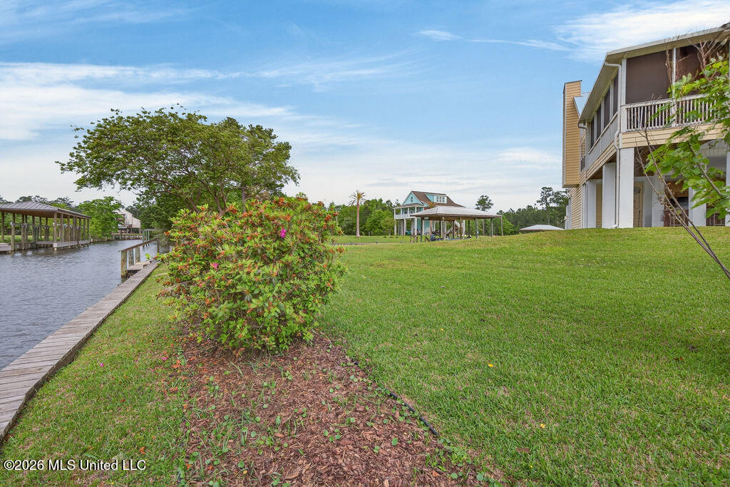 138 Hanakealoha Place Diamondhead, MS 39525 - Photo 40 of 46 138HanakealohaPlace-52