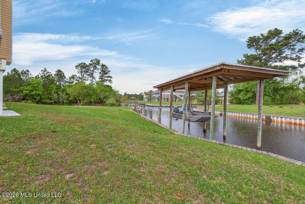 138 Hanakealoha Place Diamondhead, MS 39525 - Photo 42 of 46 138HanakealohaPlace-54