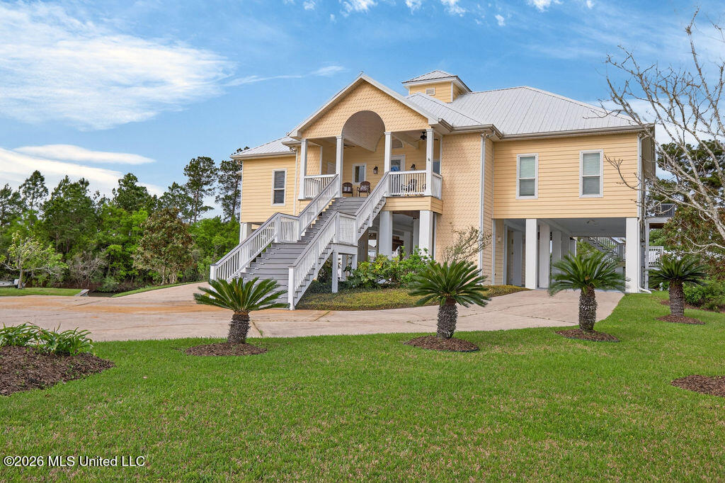 138 Hanakealoha Place Diamondhead, MS 39525 - Photo 5 of 46 138HanakealohaPlace-6