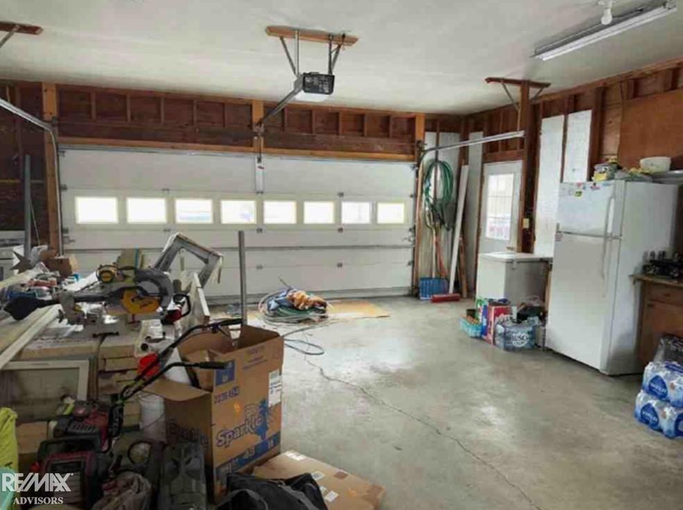 6884 Plank Road Marine City, MI 48039 - Photo 12 of 16 50168217-8a725141-9d09-4b27-ab1b-afd63fc39a2a.JPG