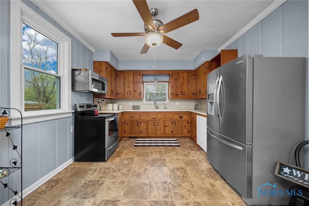 6036 Flanders Road Sylvania, OH 43560 - Photo 16 of 47 Gallery Image 16