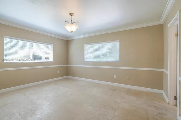 $3,500 | 2890 South Le Jeune Road, Unit 2890, Coral Gables, FL 33134