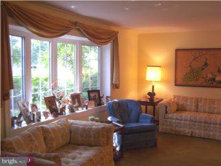 224 Kent Road Warminster, PA 18974 - Photo 3 of 5 Gallery Image 3
