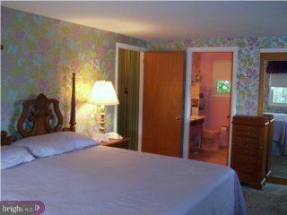 224 Kent Road Warminster, PA 18974 - Photo 5 of 5 Gallery Image 5