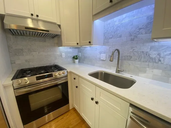 $4,050 | 85 Millet Street, Unit 85, Boston, MA 02124