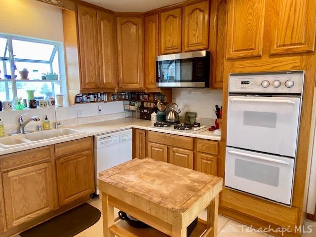 21719 Old Town Road Tehachapi, CA 93561 - Photo 26 of 75 Gallery Image 26
