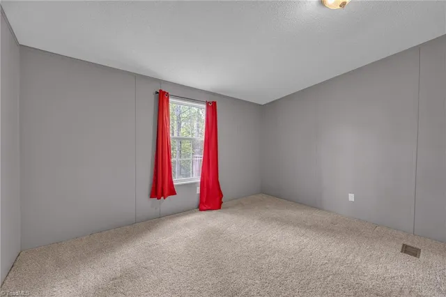 $222,900 | 760 Townview Street, West Jefferson, NC 28694