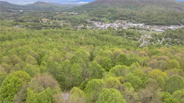 $222,900 | 760 Townview Street, West Jefferson, NC 28694