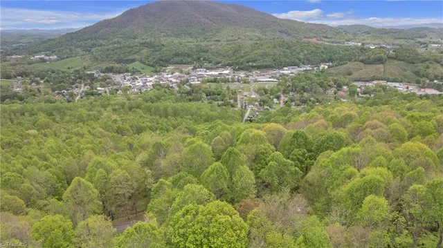 $222,900 | 760 Townview Street, West Jefferson, NC 28694