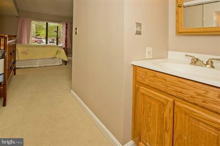 11288 Harbor Court, Unit 1288 Reston, VA 20191 - Photo 26 of 29 Bath