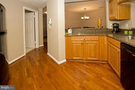 11288 Harbor Court, Unit 1288 Reston, VA 20191 - Photo 27 of 29 Kitchen