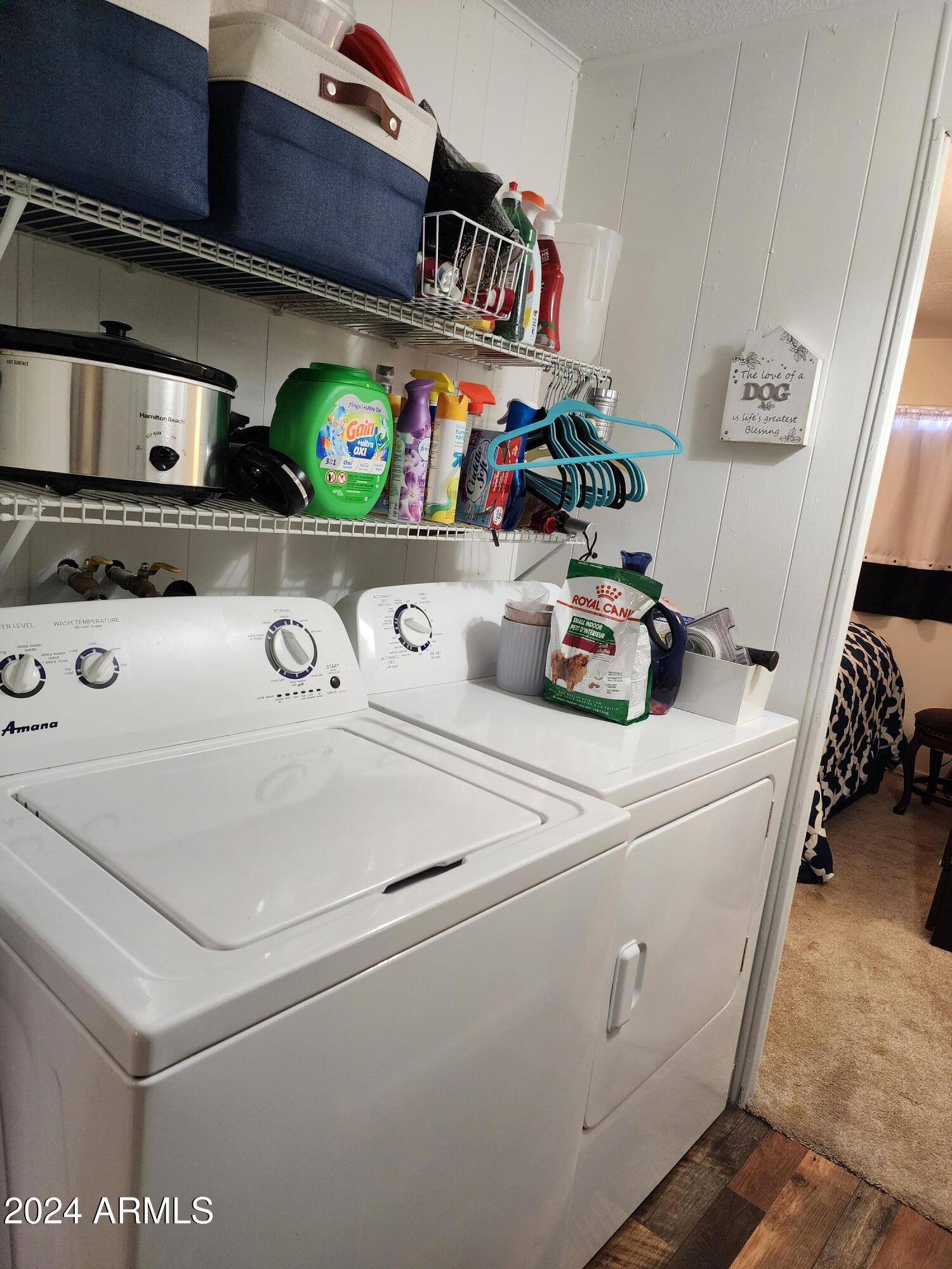16005 North 32nd Street, Unit 33 Phoenix, AZ 85032 - Photo 20 of 40 a utility room with dryer and washer