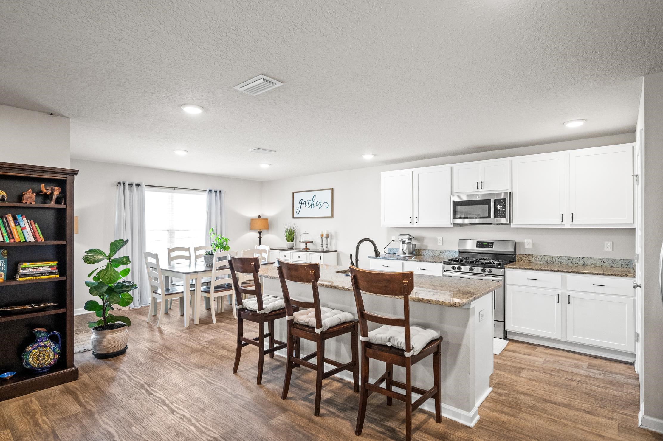8299 Ogilvy Court Daphne, AL 36526 - Photo 12 of 35 Kitchen
