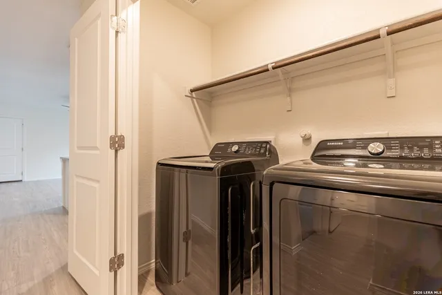 a close view of sink