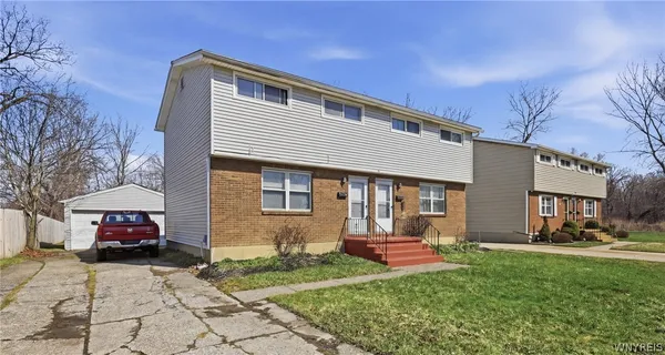 $288,000 | 54 Creekside Drive, Cheektowaga, NY 14227