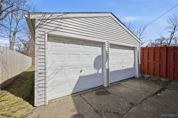 $288,000 | 54 Creekside Drive, Cheektowaga, NY 14227