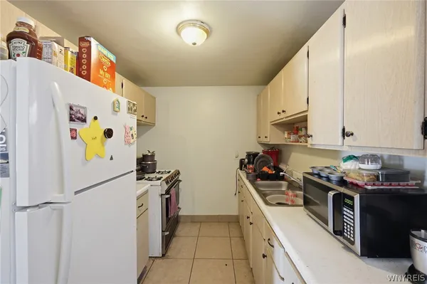 $288,000 | 54 Creekside Drive, Cheektowaga, NY 14227