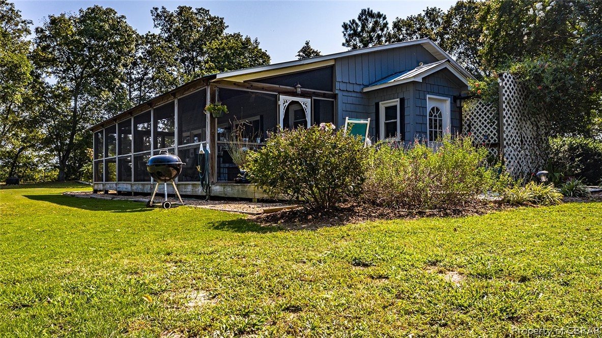 263 Whiting Cove Road Locust Hill, VA 23092 - Photo 36 of 41 Gallery Image 36