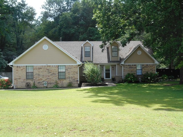 393 Rae Drive Munford, TN 38058 - Photo 1 of 22