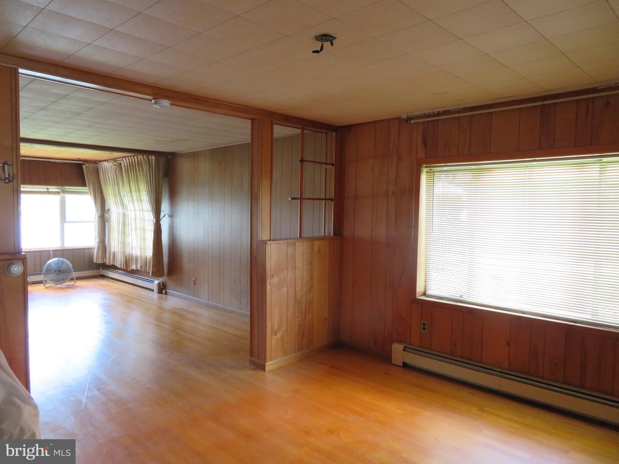 912 Frog Mortar Road Baltimore, MD 21220 - Photo 10 of 22 Interior (General)