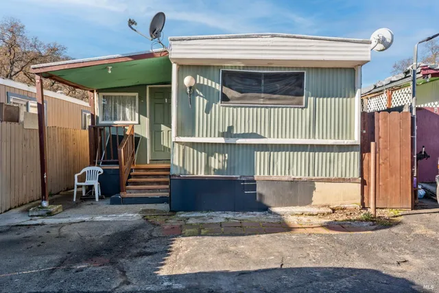 $42,000 | 4080 Burke Hill Road, Unit 4, Ukiah, CA 95482