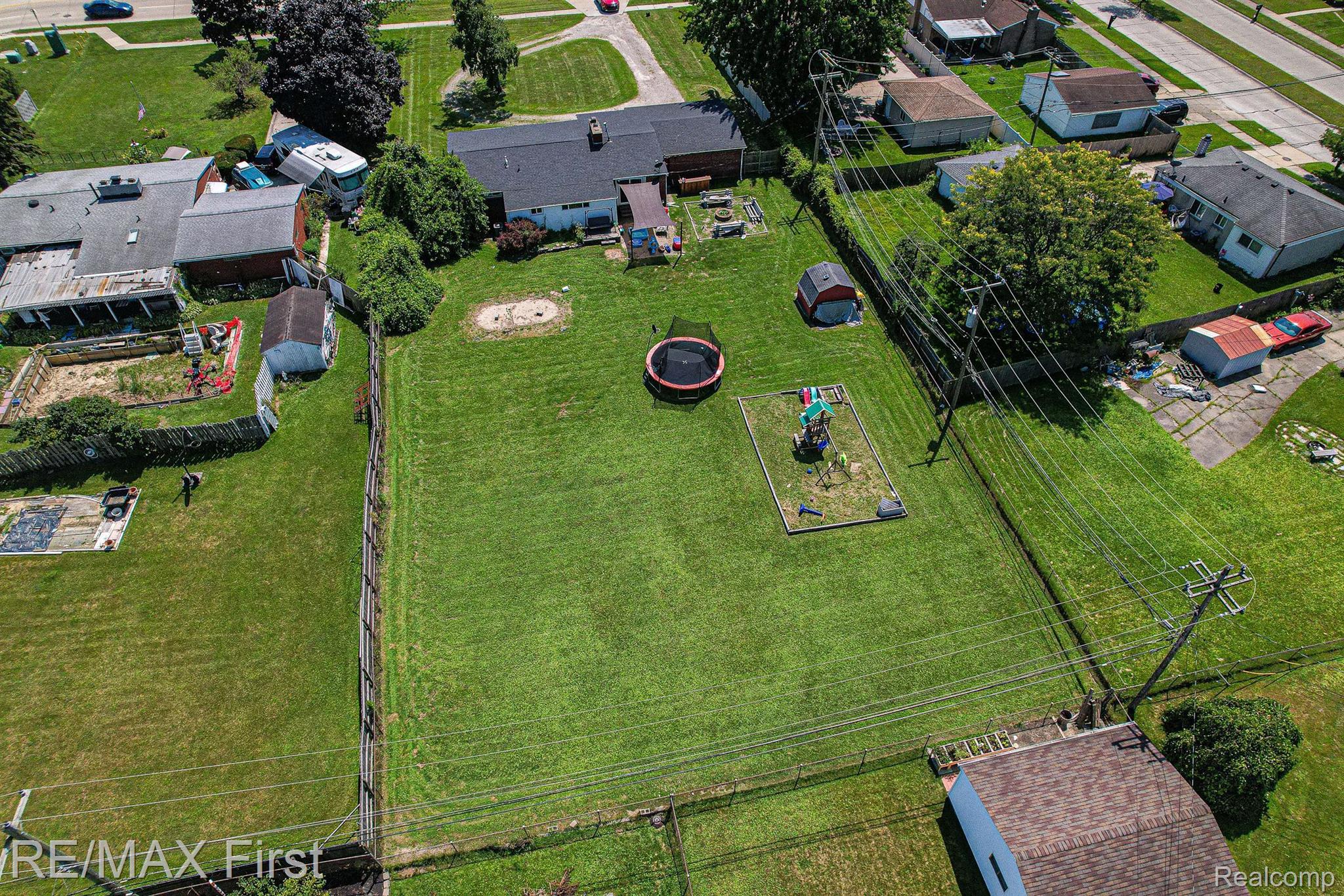 18173 15 Mile Road Clinton Township, MI 48035 - Photo 29 of 30 Gallery Image 29