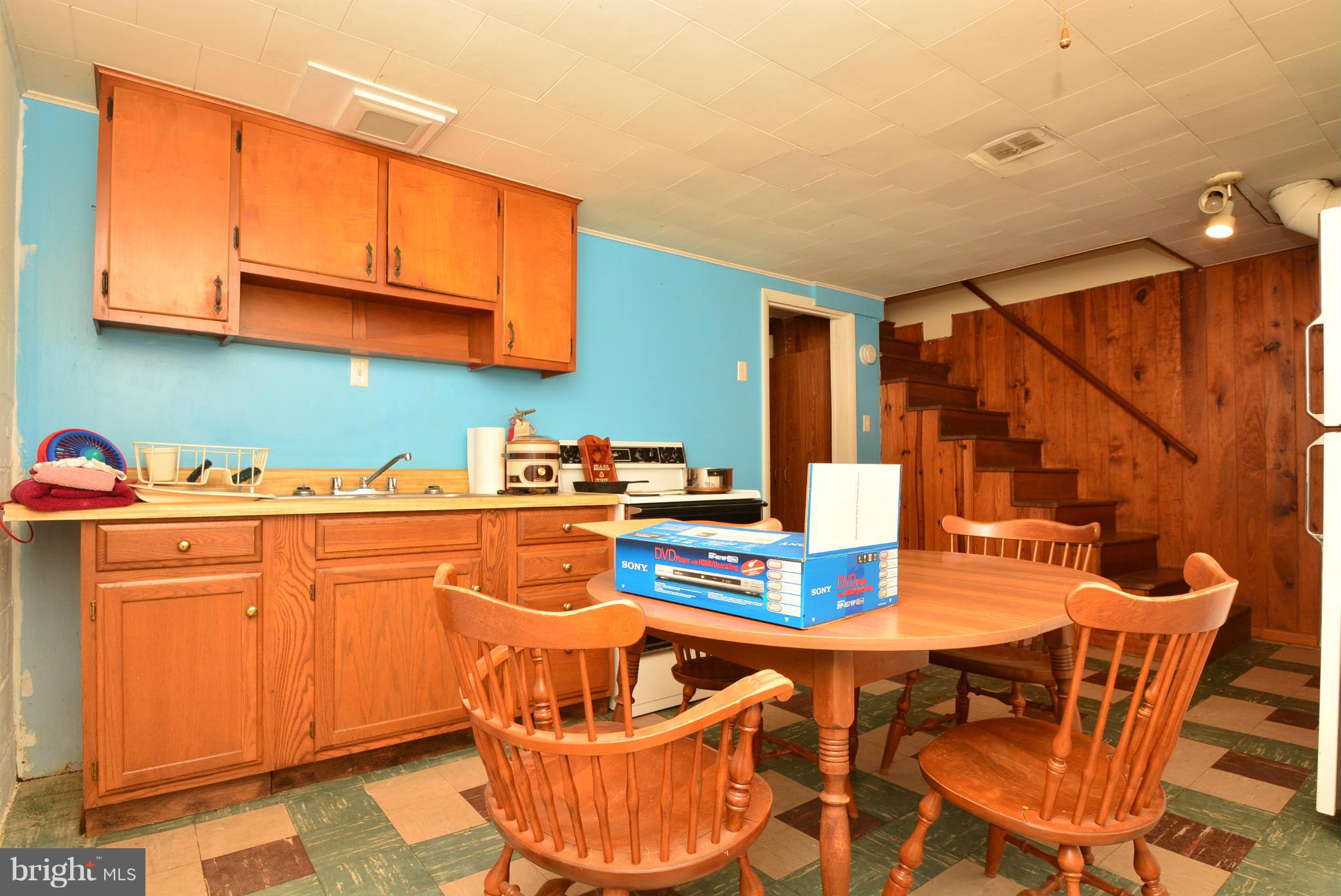 113 Rigdon Road Aberdeen, MD 21001 - Photo 14 of 18 Kitchen