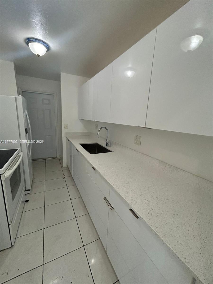 28018 Southwest 141st Place Homestead, FL 33033 - Photo 13 of 18